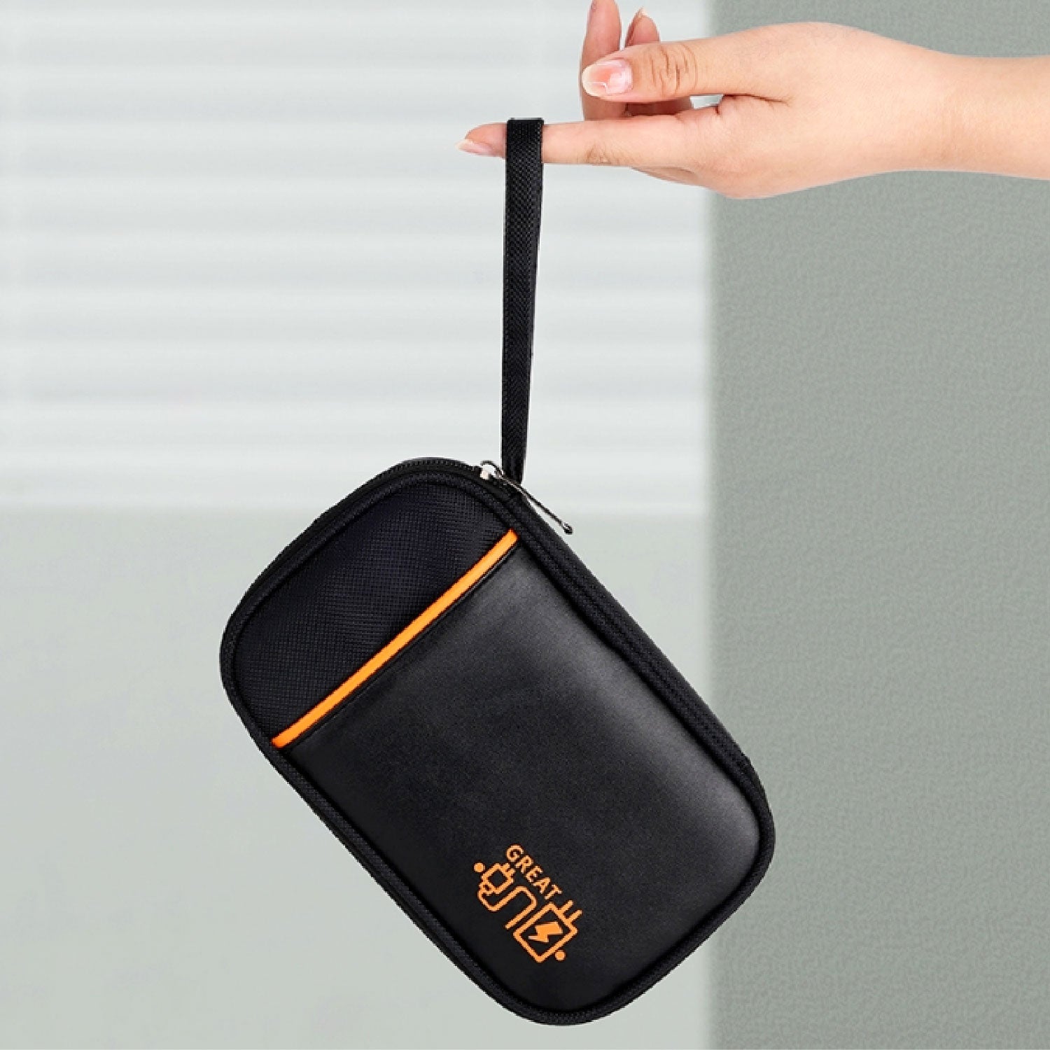 Digital Den | Gadgets Travel Storage Pouch